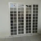 Imagem 2 da empresa RB ESQUADRIAS Vidro Temperado em Recife PE