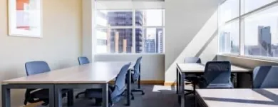 Imagem 1 da empresa REGUS - CURITIBA, BATEL - ED CORPORATE EVOLUTION Co-Working em Curitiba PR